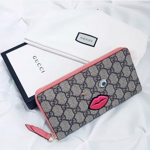 Gucci Embroidered-Face Wallet